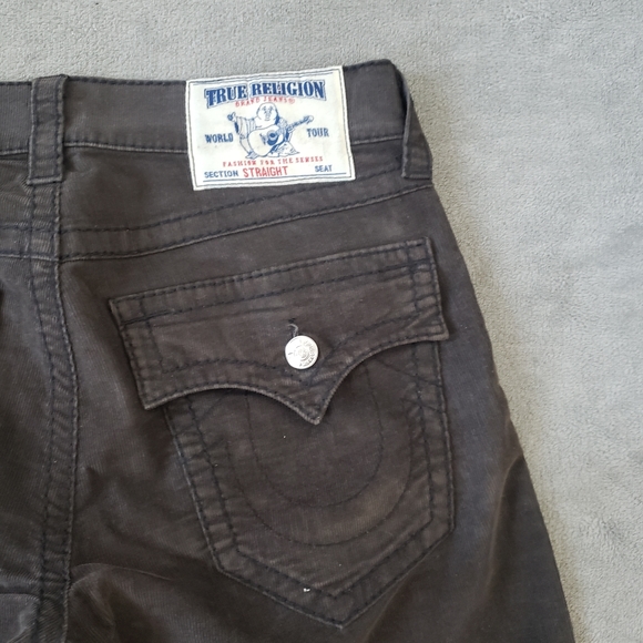 Levi's Corduroy Jean - Picture 10 of 12